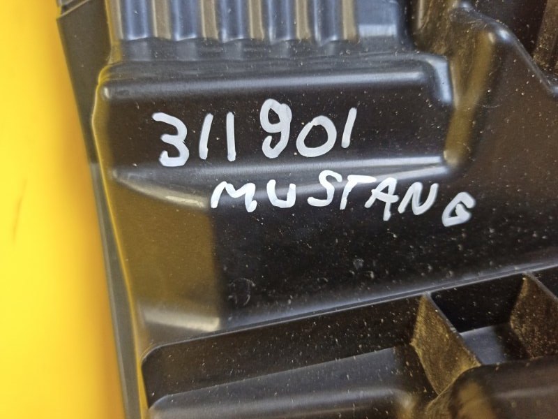 Фара правая MUSTANG MACH-E 19- Фара правая MUSTANG MACH-E 19-