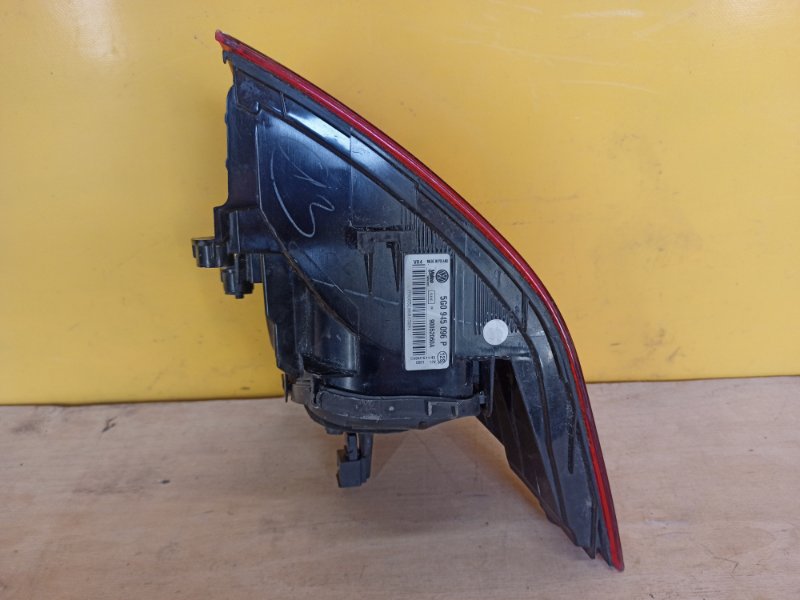 Фонарь наружный задний правый GOLF 12-21