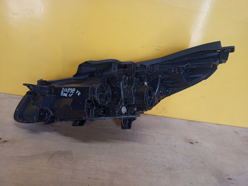 Фара правая SONATA LF 2014-