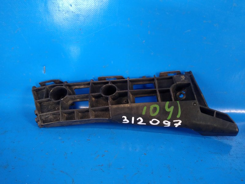 Запчасть кронштейн переднего бампера (на крыле) правый TOYOTA PRIUS - 30 09-17 2010 ZVW30 5511547020 Б/У Кронштейн переднего бампера (на крыле) правый TOYOTA PRIUS - 30 09-17 2010 ZVW30 5511547020 Б/У