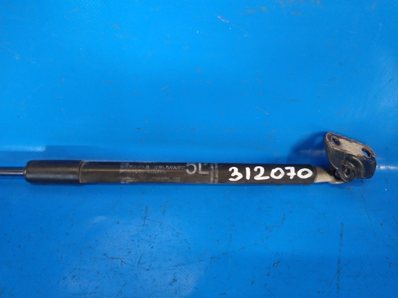 Амортизатор крышки багажника левый PRIUS - 30 09-17 2010 ZVW30