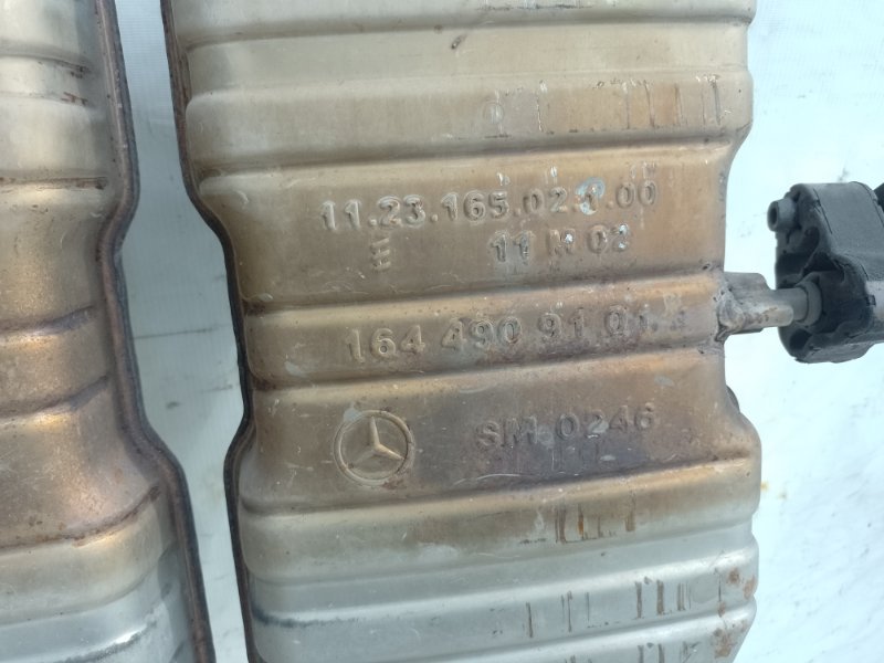 Глушитель MERCEDES GL-CLASS X164 06-12 LONG M273923 4.7L Глушитель MERCEDES GL-CLASS X164 06-12 LONG M273923 4.7L