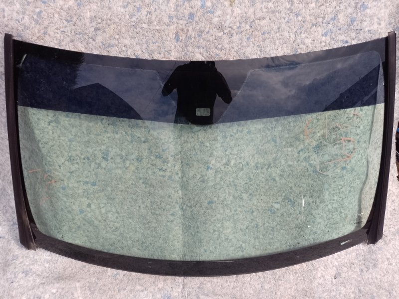 Запчасть стекло лобовое MERCEDES GL-CLASS X164 06-12 2011 M273923 4.7L A 164 670 01 01 Б/У Стекло лобовое MERCEDES GL-CLASS X164 06-12 2011 M273923 4.7L A 164 670 01 01 Б/У