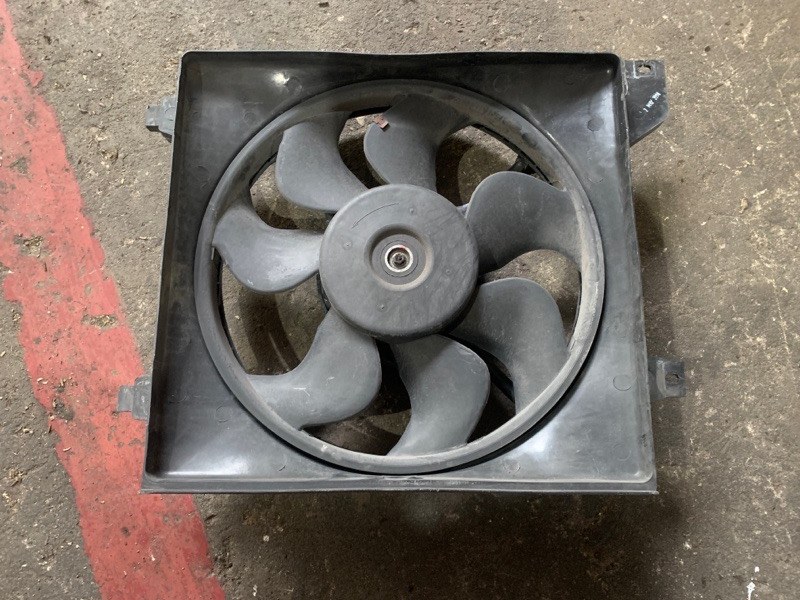 Диффузор вентилятора основного радиатора левый HYUNDAI ACCENT MC 06-10 2009 1.6 G4ED 25380-1E100 Б/У