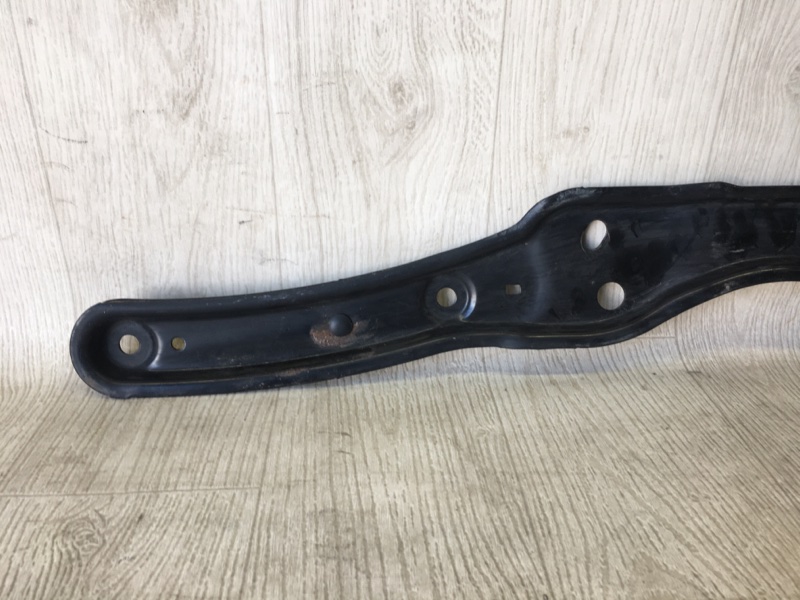 Панель передняя верхняя ESCAPE 12-19 2018 TM2 2.5 T25HDEX