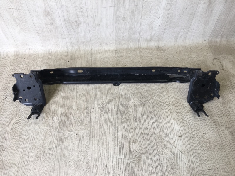 Усилитель переднего бампера CAYENNE 02-07 2006 955 4.5i M48