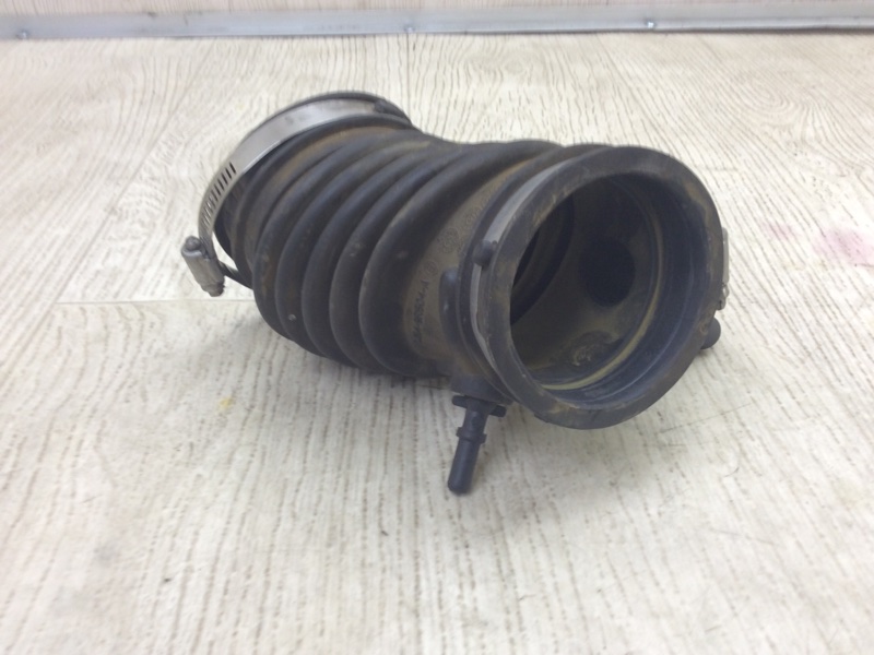 Патрубок воздушного фильтра ESCAPE 12-19 2018 TM2 2.5 T25HDEX