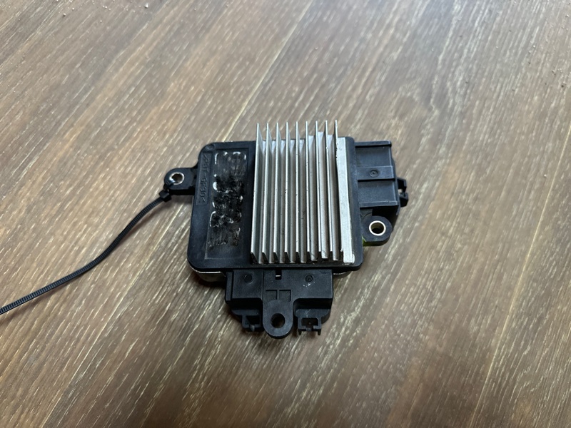 Блок управления вентилятором радиатора TRIBECA B10 07-13 2008 3.6 EZ36