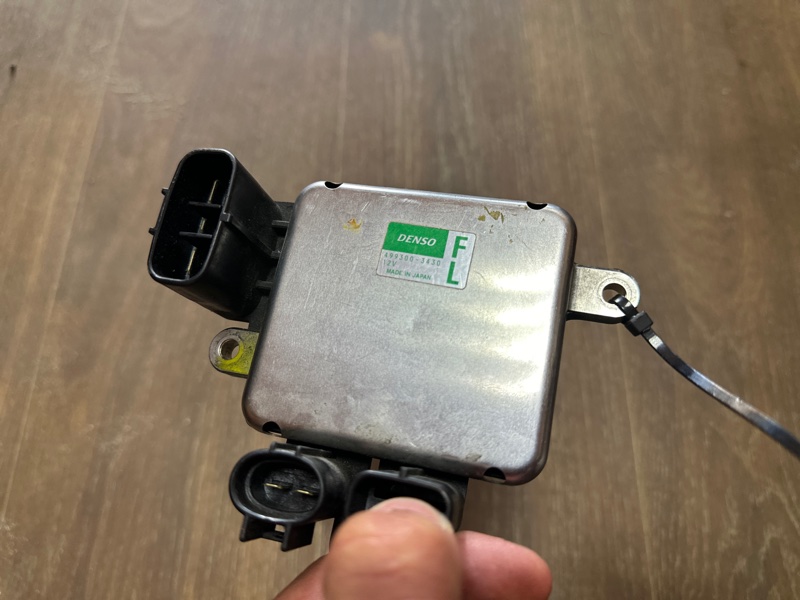 Блок управления вентилятором радиатора SUBARU TRIBECA B10 07-13 3.6 EZ36