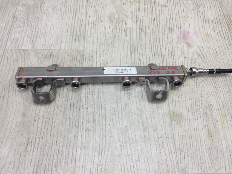 Топливная рейка FORD ESCAPE 12-19 2018 TM2 2.5 T25HDEX 6M8Z-9D280-C Б/У