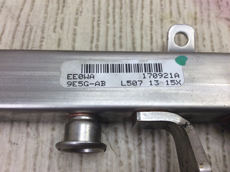 Топливная рейка ESCAPE 12-19 2018 TM2 2.5 T25HDEX