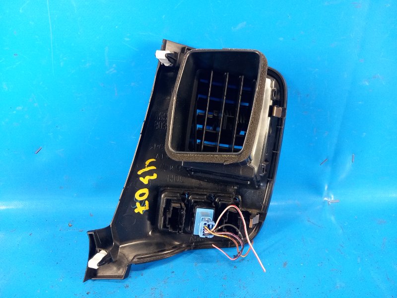 Дефлектор воздушный левый OUTLANDER GF 12- 2013 2.4