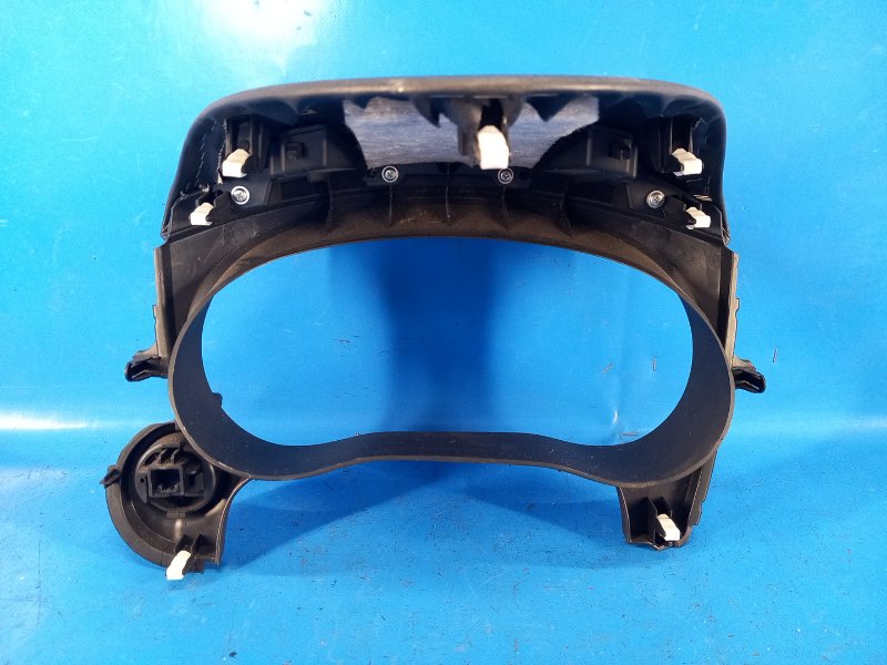 Накладка торпедо MITSUBISHI OUTLANDER GF 12- 2.4