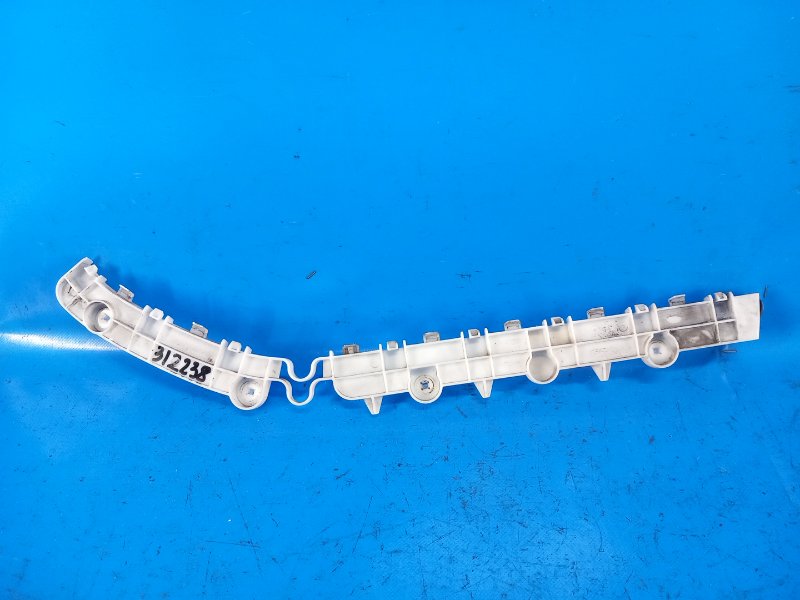 Кронштейн заднего бампера правый MITSUBISHI OUTLANDER GF 12- 2013 2.4 6410C154 Б/У