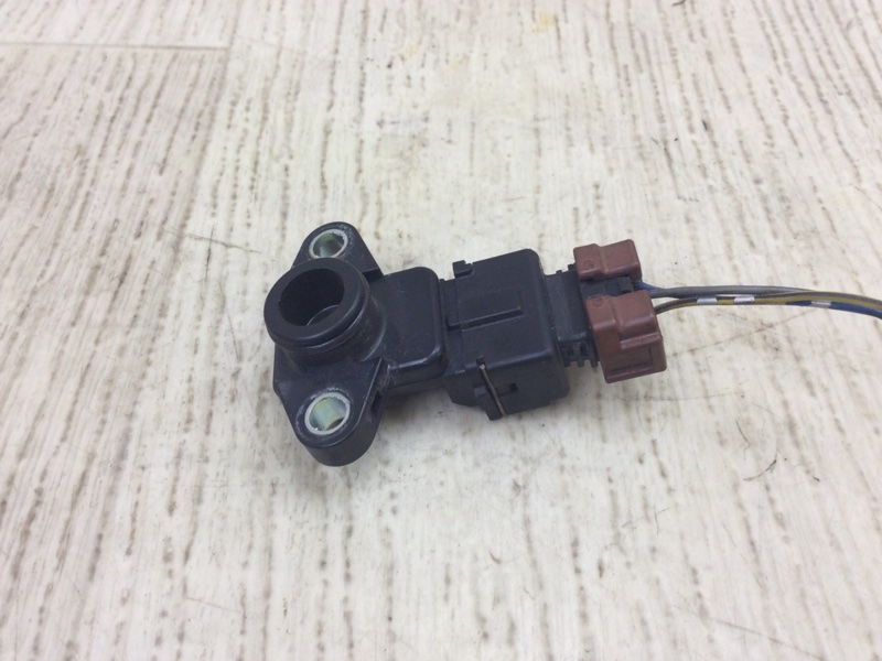 Датчик абсолютного давления (MAP sensor) MITSUBISHI OUTLANDER XL 05-13 2007 Внедорожник 3.0 6B31 MN153281 Б/У