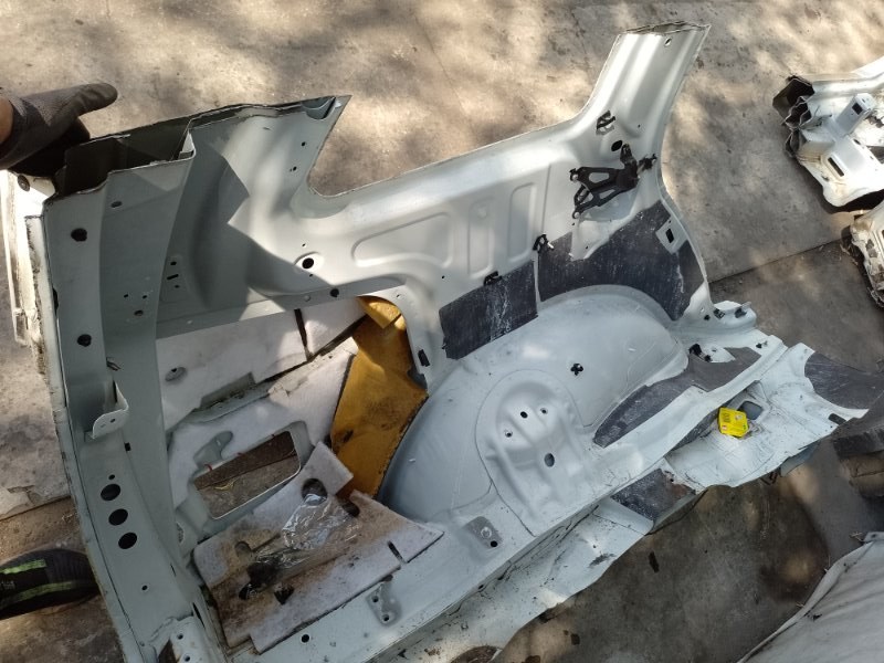 Четверть кузова задняя левый GL-CLASS X164 06-12 2011 M273923 4.7L