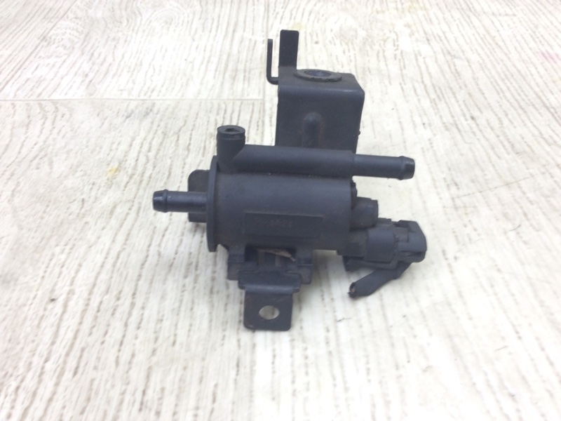Клапан электромагнитный (вакуумный) KIA FORTE/CERATO TD 08-13 2009 TD 2.0 G4KD 2891025100 Б/У
