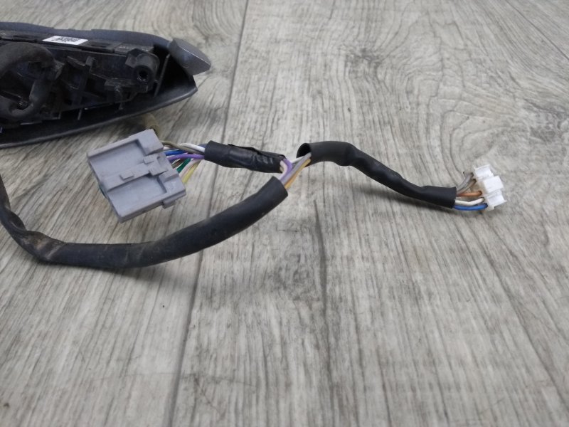 Кнопки на руль правые NISSAN NV200 USA 13- M20XUS 2.0 MR20DE