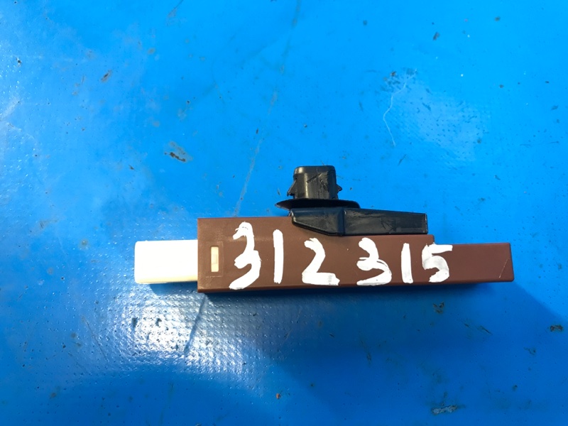 Антенна PRIUS 16- 2016 1.8 2ZRFXE