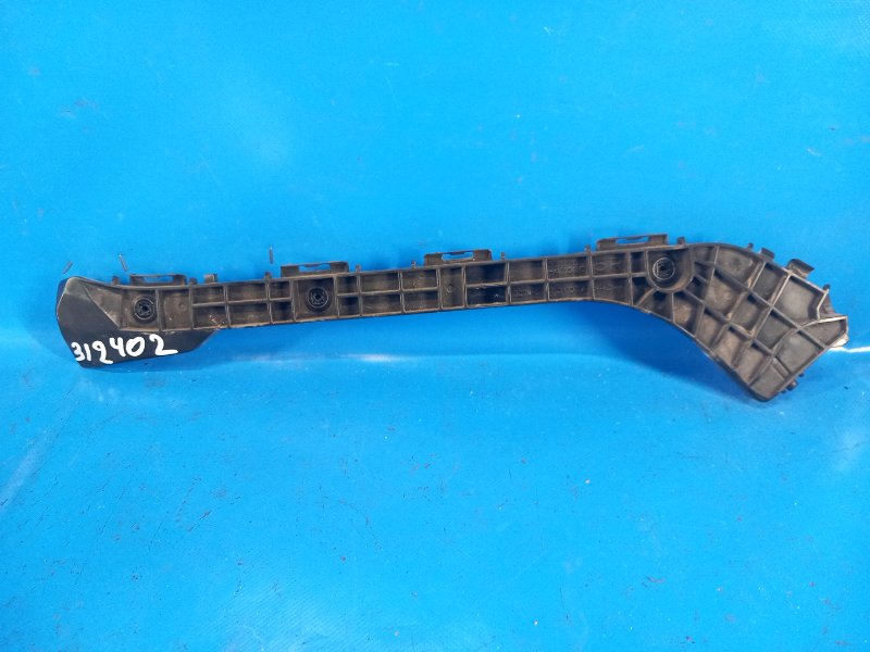 Кронштейн заднего бампера правый TOYOTA PRIUS - 30 09-17 2012 ZVW30 1.8 2ZRFXE 5257547020 Б/У