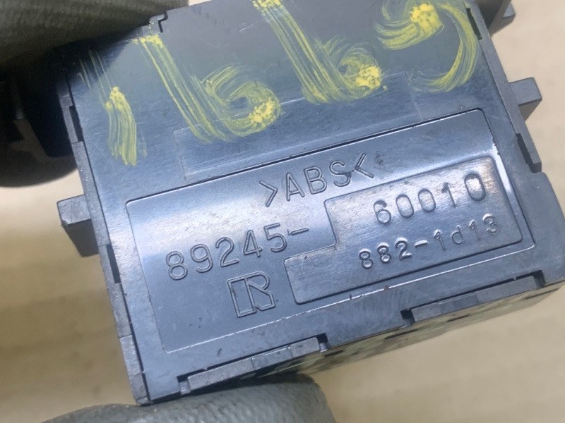 Датчик угла поворота руля RX300 98-03 2001 3.0 1MZFE