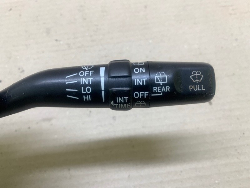 Подрулевой переключатель правый RX300 98-03 2001 3.0 1MZFE