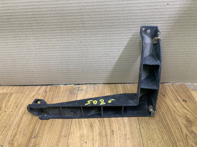 Кронштейн заднего бампера задний левый VOLKSWAGEN TOUAREG 02-10 BHK 3.6