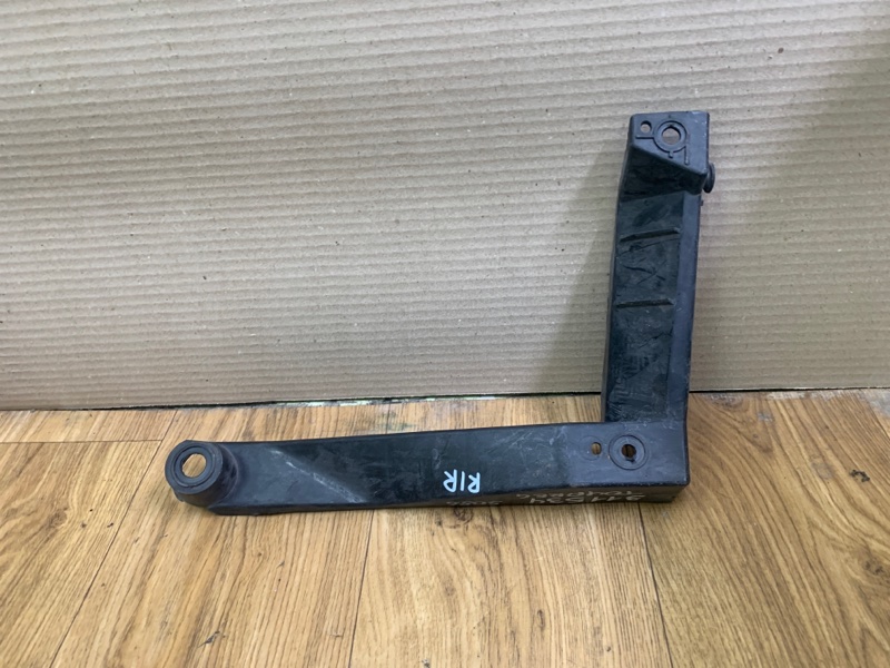 Кронштейн заднего бампера задний правый VOLKSWAGEN TOUAREG 02-10 2007 BHK 3.6 7L6 807 862 Б/У