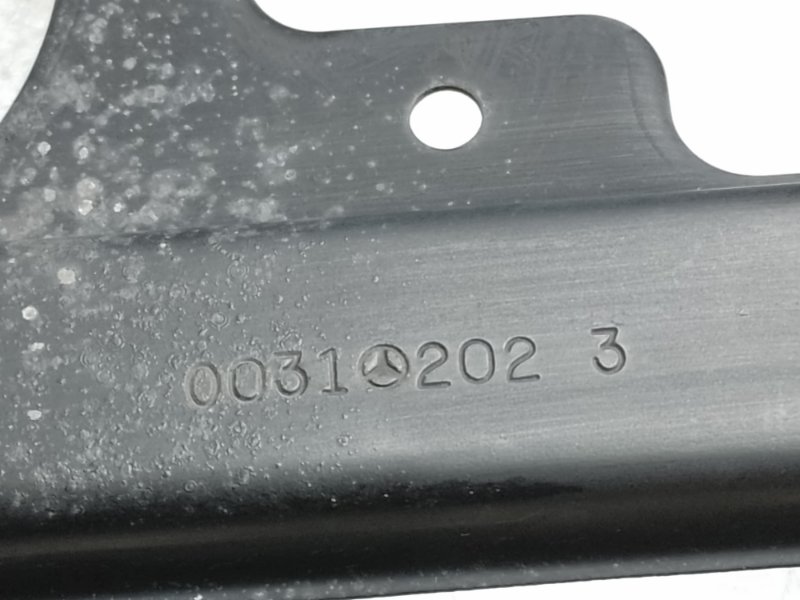 Кронштейн замка капота GL-CLASS X164 06-12 2011 M273923 4.7L