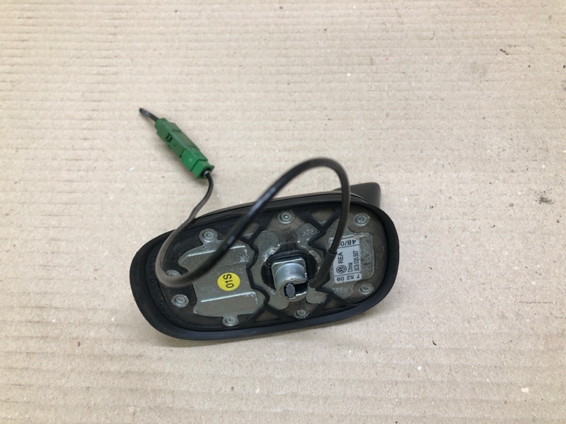 Антенна VOLKSWAGEN TOUAREG 02-10 BHK 3.6