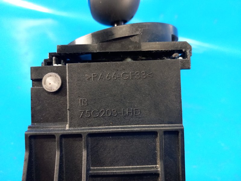 Кулиса АКПП PRIUS 16- 2017 XW50