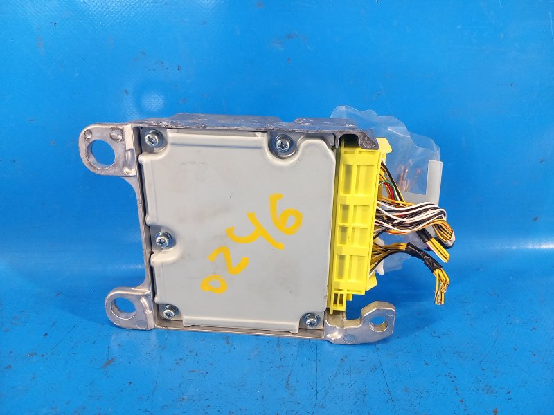 Блок управления AIRBAG TOYOTA PRIUS 16- XW50
