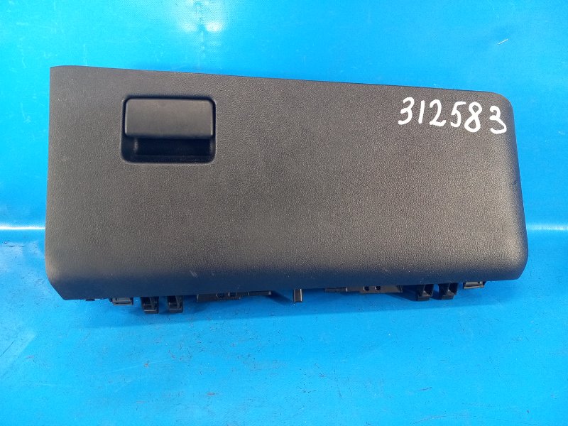 Бардачок TOYOTA PRIUS 16- 2017 XW50 5555247110 Б/У