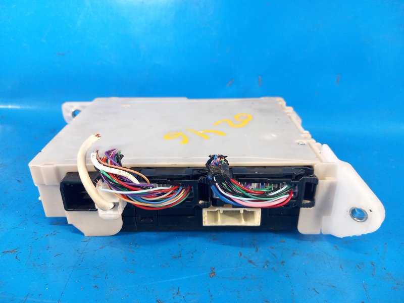 Блок комфорта PRIUS 16- 2017 XW50
