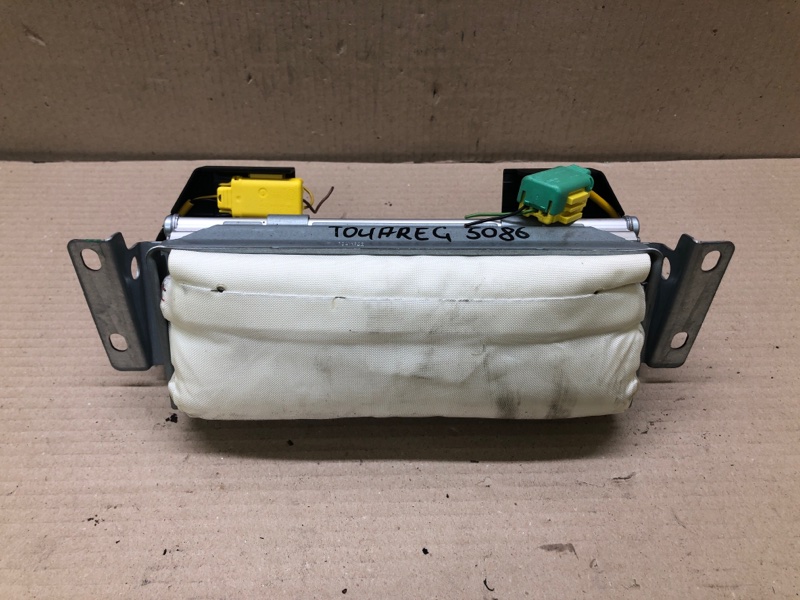 Подушка безопасности пассажира VOLKSWAGEN TOUAREG 02-10 2007 BHK 3.6 7L0 880 202 E Б/У