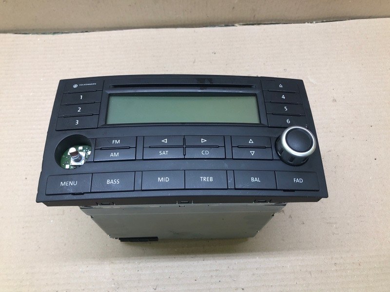 Магнитола VOLKSWAGEN TOUAREG 02-10 2007 BHK 3.6 7L6 035 177 D Б/У