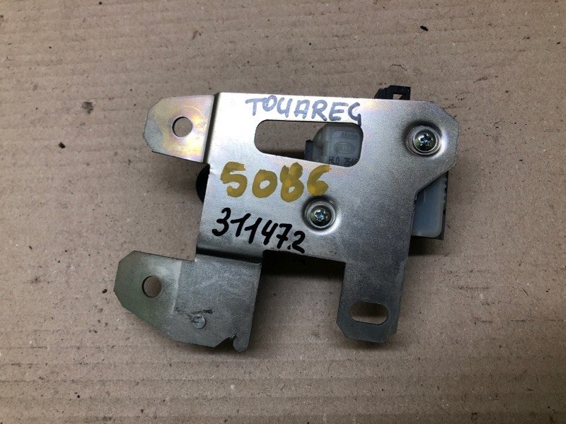 Привод открывания лючка бензобака TOUAREG 02-10 2007 BHK 3.6