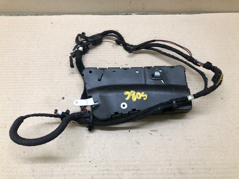 Подушка безопасности в сиденье правая TOUAREG 02-10 2007 BHK 3.6