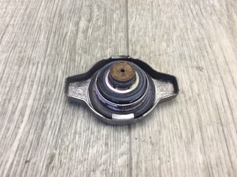 Крышка радиатора CAMRY 70 17- 2018 GSV70 2.5 A25AFKS