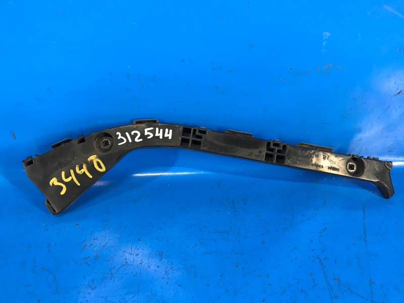 Кронштейн заднего бампера левый TOYOTA PRIUS - 20 03-11 2006 1NZ-FXE 1.5L 5257647011 Б/У