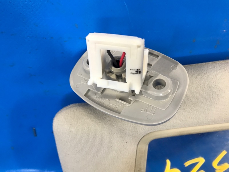 Козырек солнцезащитный левый TOYOTA PRIUS PLUS 11-14 ZVW41L 1.8 2ZRFXE