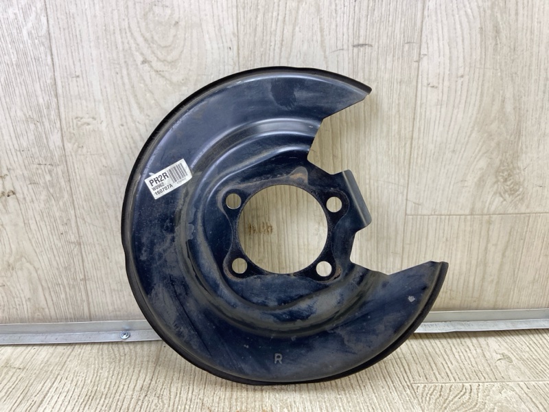 Защита тормозного диска задняя правая PRIUS 16- 2016 1.8 2ZRFXE