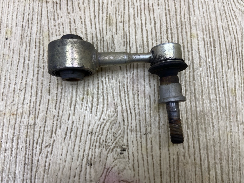 Стойка стабилизатора задняя PRIUS 16- 2016 1.8 2ZRFXE