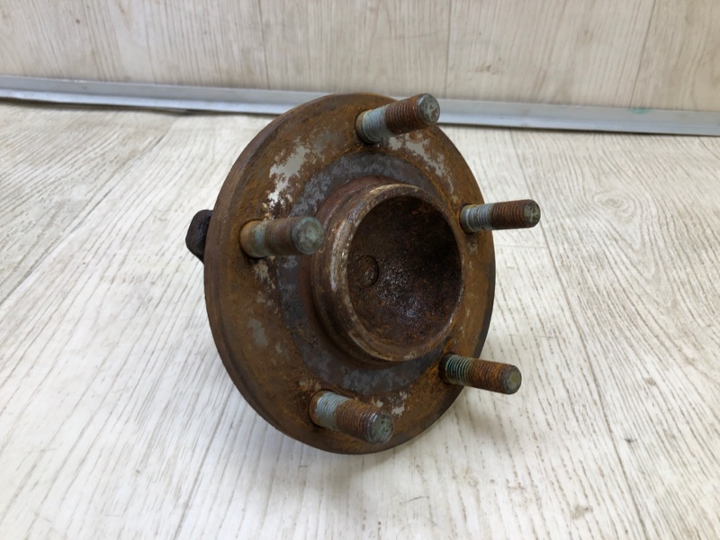 Запчасть ступица задняя MAZDA 3 BL 09-13 2009 2.5 L (L5-VE) BBM2-26-15XA Б/У Ступица задняя MAZDA 3 BL 09-13 2009 2.5 L (L5-VE) BBM2-26-15XA Б/У