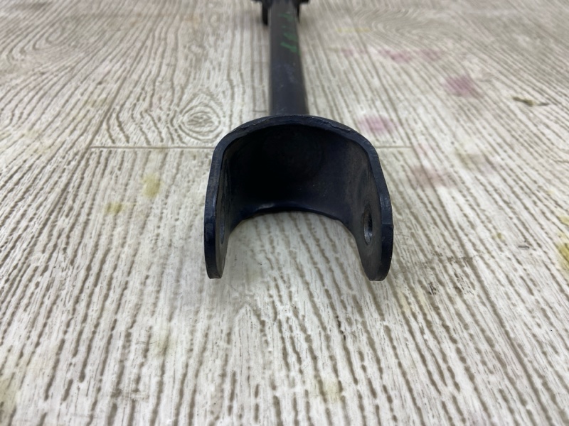 Рычаг задней подвески поперечный TOYOTA PRIUS 16- 1.8 2ZRFXE