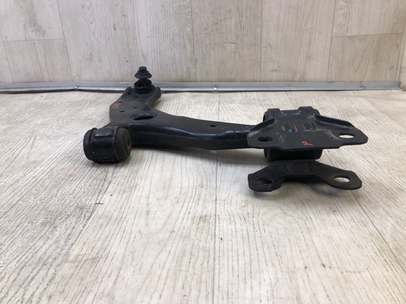 Рычаг передней подвески нижний правый MAZDA 3 BL 09-13 2.5 L (L5-VE)