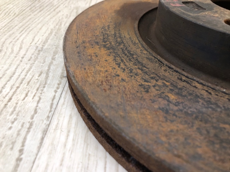 Тормозной диск передний правый 3 BL 09-13 2009 2.5 L (L5-VE)