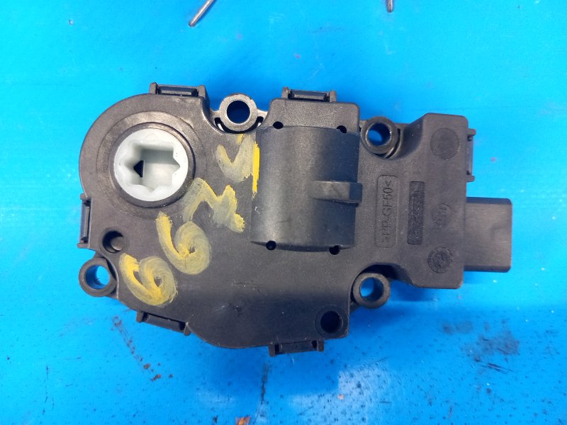 Моторчик заслонки печки COOPER (F56) 14-18 2014 F56 B38M 1.5T