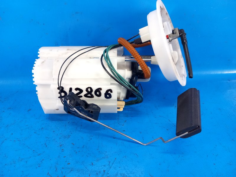 Запчасть топливный насос MINI COOPER (F56) 14-18 2014 F56 B38M 1.5T 16 11 7 300 477 Б/У Топливный насос MINI COOPER (F56) 14-18 2014 F56 B38M 1.5T 16 11 7 300 477 Б/У