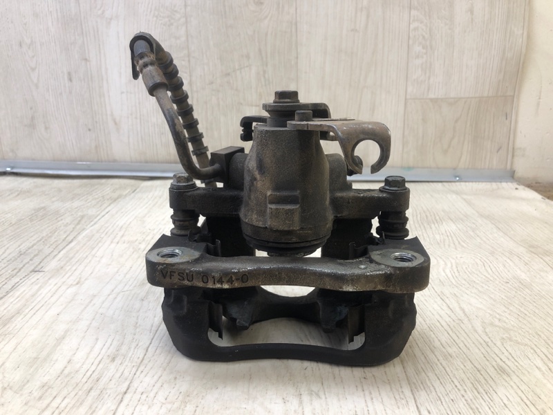 Суппорт тормозной задний левый GRAND CARAVAN 08-